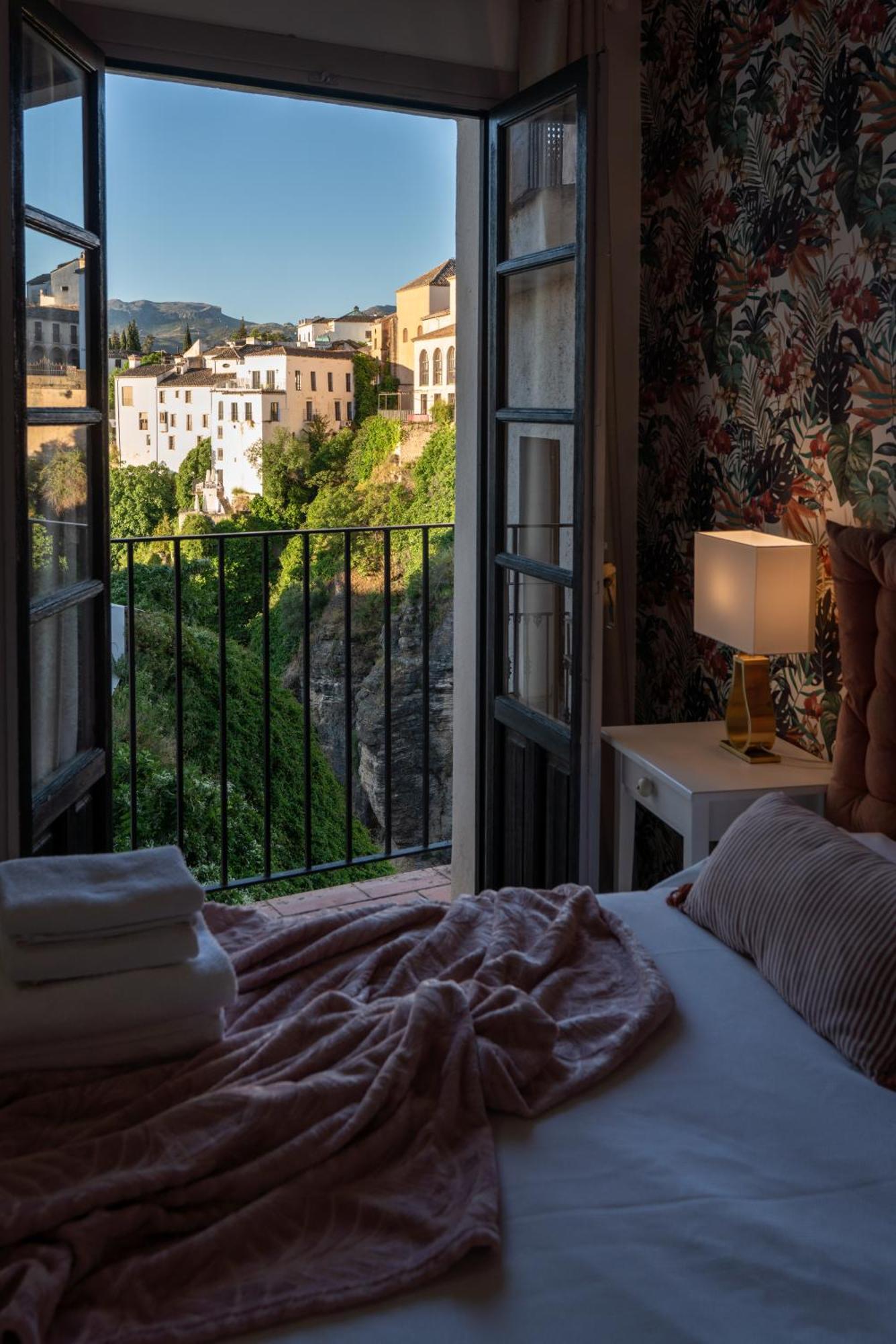 Las Vistas - Ronda Residence รอนดา ภายนอก รูปภาพ