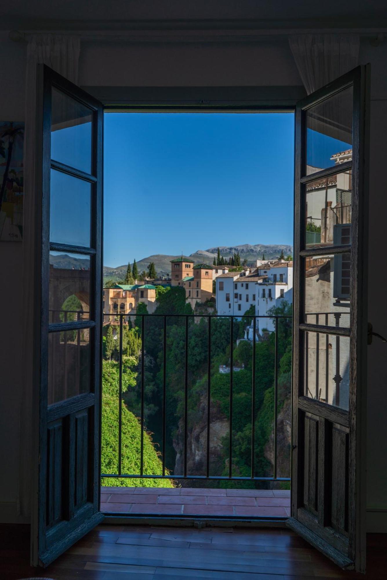 Las Vistas - Ronda Residence รอนดา ภายนอก รูปภาพ