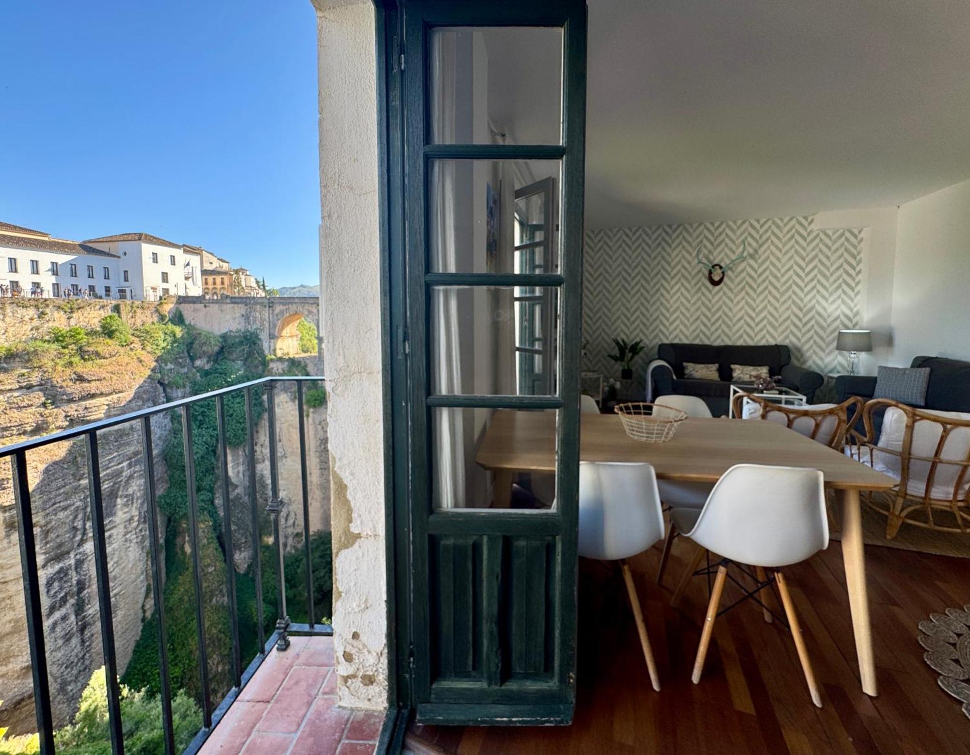 Las Vistas - Ronda Residence รอนดา ภายนอก รูปภาพ