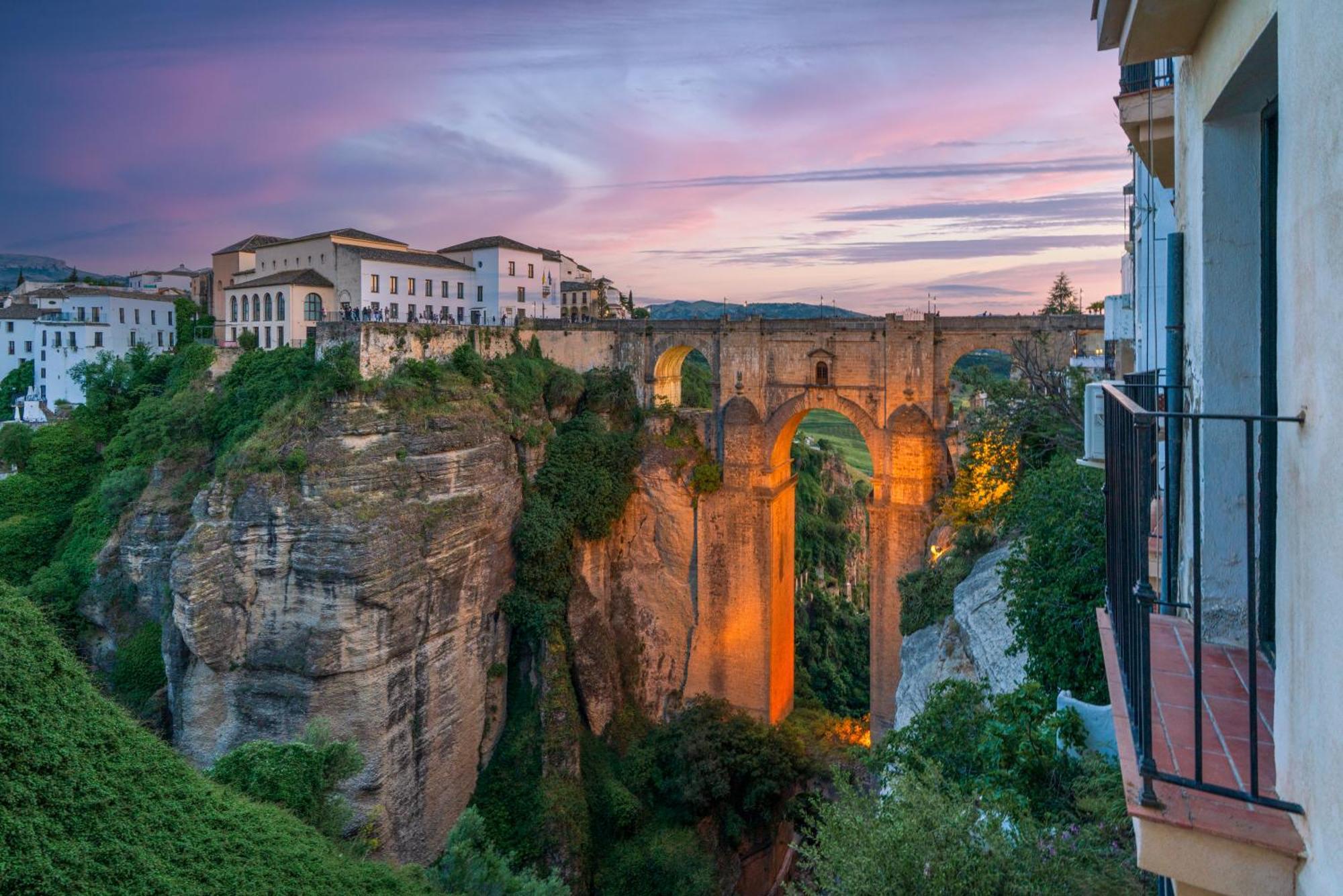 Las Vistas - Ronda Residence รอนดา ภายนอก รูปภาพ