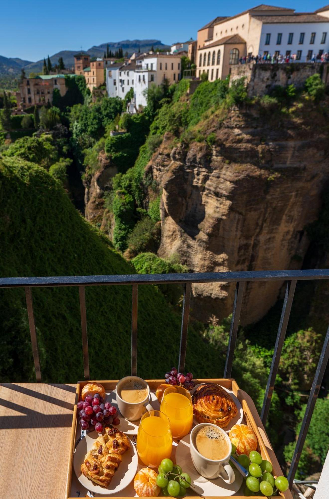 Las Vistas - Ronda Residence รอนดา ภายนอก รูปภาพ