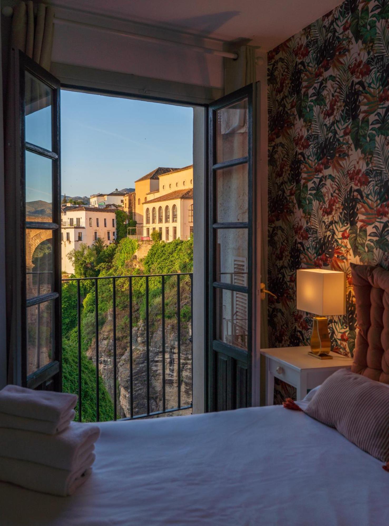 Las Vistas - Ronda Residence รอนดา ภายนอก รูปภาพ